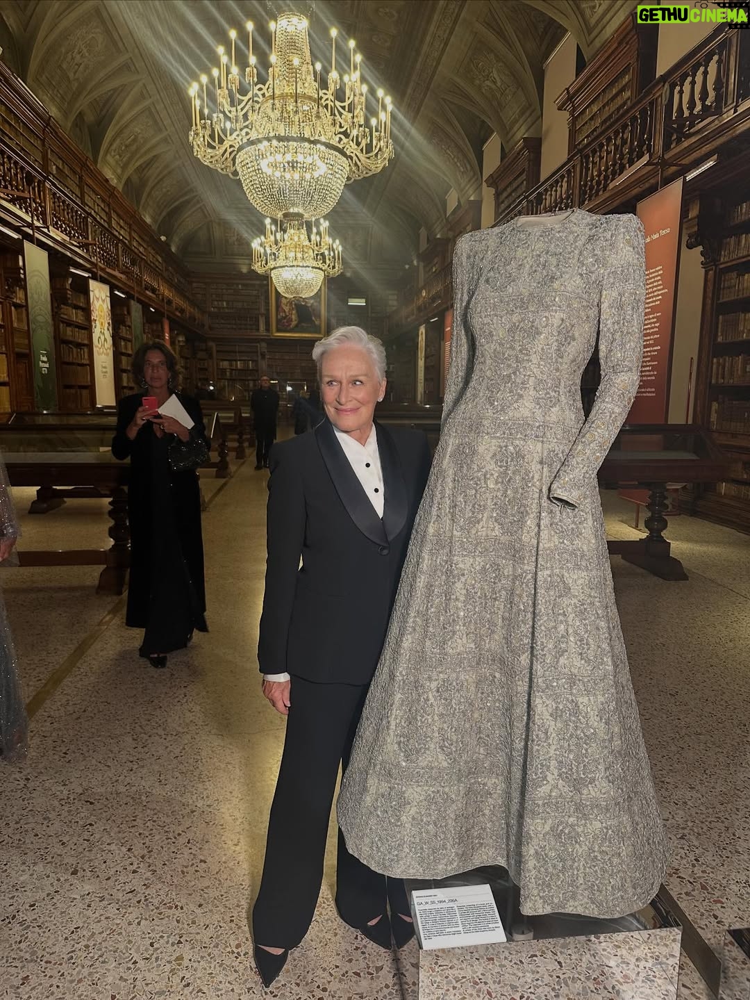 LaTanya Richardson Jackson - 15.2K Likes - Re Giorgio Armani planned his 50th Anniversary Show just before his passing. It was an honor to attend this incredible tribute at the Pinacoteca di Brera, surrounded by so many who loved and appreciated Mr. Armani. His iconic legacy lives on 🙏🏾♥️🕊️🕊️🕊️