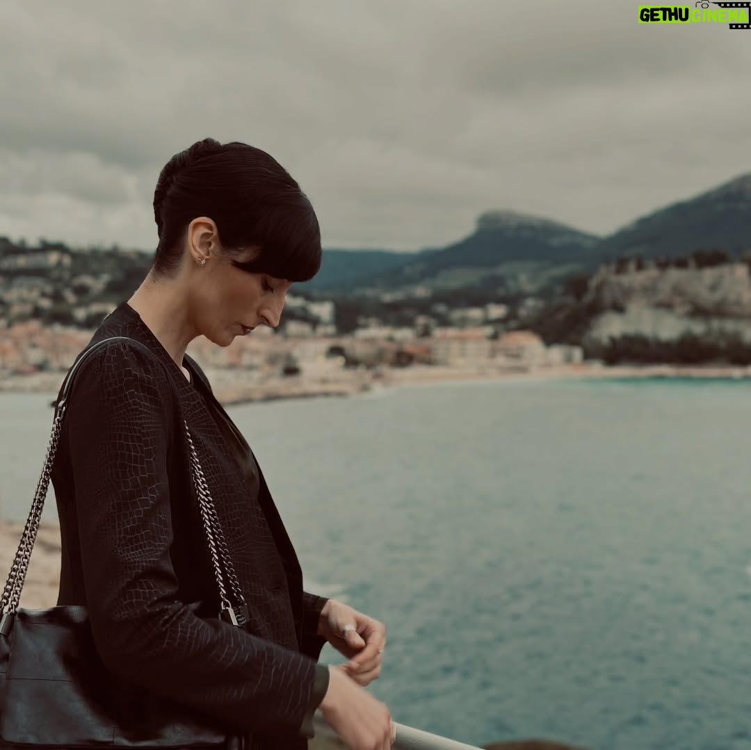Laëtitia Eïdo - 2.4K Likes - ✨ Have you already watched the series, or are you planning to? 🎬  #PaxMassilia, aka #BloodCoast
Here are a few more photo glimpses from the Marseille shoot of the series directed by @oliviermarchalofficiel for Netflix, with three episodes directed by Nicolas Guicheteau.
A great pleasure to act alongside the cast of this series — in the photos here: @tewfikjallab @samir_boitard

• • •

✨ Vous avez déjà vu la série, ou elle est encore sur votre watchlist ? 🎥
Encore quelques aperçus en photo du tournage à Marseille de la série Pax Massilia d’Olivier Marchal sur Netflix, avec trois épisodes réalisés par Nicolas Guicheteau.
Un grand plaisir de jouer avec les acteurs de cette série — sur les photos ici : @tewfikjallab @samir_boitard

• • •

#cinema
#frenchcinema
#netflix
#tvseries
#actrice
#frenchactress
#onset
#filming
#behindthescenes
#portrait
#presse
#culture
#passion
#womanpower
#marseille