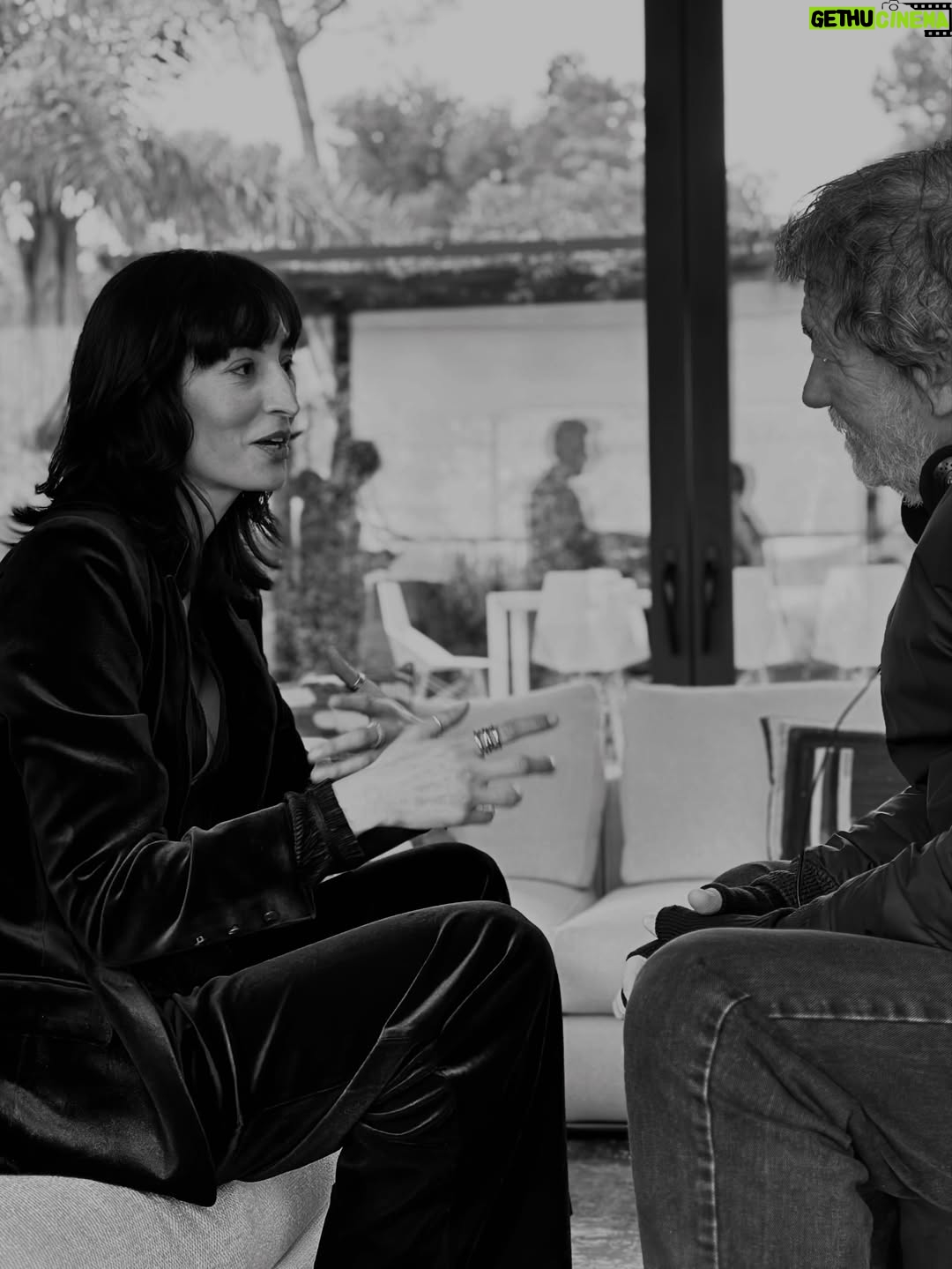 Laëtitia Eïdo - 2.6K Likes - La bienveillance et le talent d'Olivier Marchal... Quelle joie de travailler à ses côtés 🔥🔥🔥 #PAX_MASSILIA aka #BLOODCOAST by @oliviermarchalofficiel on NETFLIX (merci @antoine_valay pour les photos:)
