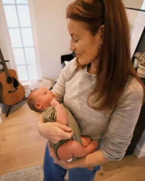 Laura Leighton Instagram - Wearing my Nana hat again, this time for my perfect grandson! 😊Sweet baby Grayson. Sweet smooshiness. ❤️