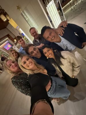 Laura McGoldrick Instagram - ILT20 Season 4 ✅✈️
Always the best time with the best crew 🖤
P.S Doully and I came second in the golf day, I take care of hydration, he plays the better golf = teamwork 💁🏼‍♀️😂