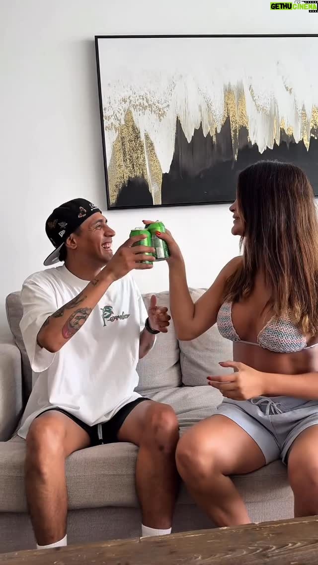 Laura Spoya - 33K Likes - NOSOTROS SIEMPRE LA CONTROLAMOS 😏
