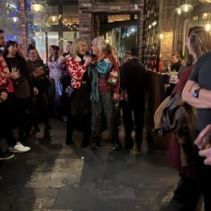 Lauralee Bell Instagram - And that’s a wrap on #yr 2025! 🎉🎄
So grateful for the most amazing work family in front/behind the camera!
Loved celebrating with everyone!❤️