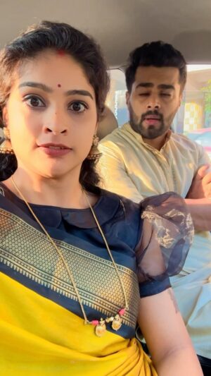 Lavanya Instagram - ಕೇವಲ ಮನೋರಂಜನೆಗೆ ಮಾತ್ರ 😉🤣 
ಅಲ್ವೇನ್ರಿ??🤨 @shashi_hegde_official 

#instagram #instagood #instagramreels #viral #viralreels #viralvideos #instaviral #instavideo #shashilavanya #couple #explorepage #instadaily #comedy