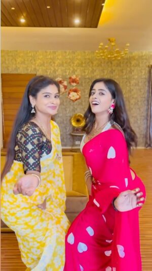 Lavanya Instagram - This is dedicated to our beloved thulsi amma @sudharanigovardhan 

#trendingnow #explore #shrirasthushubhamasthu