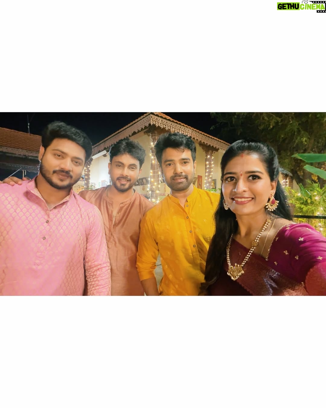 Lavanya - 126.9K Likes - Family of IIP ❤️