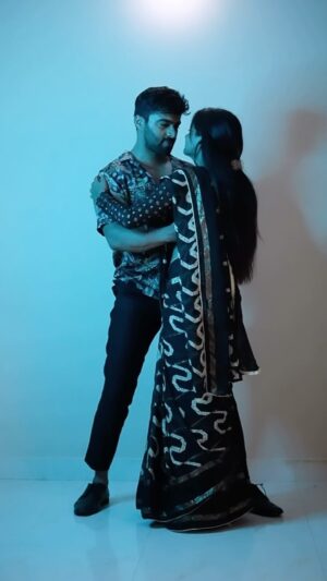 Lavanya Instagram - Our first dance reel with my dear NON DANCER💃 
@shashi_hegde_official 

#viralreels #viral #viralvideo #viralpost #instaviral #instagram #instagood #instamood #viralcouple #hindioldsongs #explorepage #shashilavanya 
@zeekannada