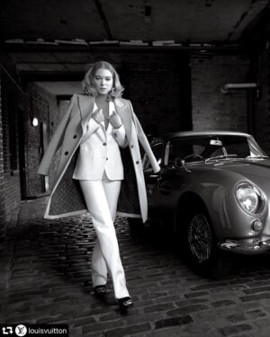 Léa Seydoux Instagram - #repost @louisvuitton
・・・
#LeaSeydoux in a look by @NicolasGhesquiere, captured by Max Vadukul for Town & Country Magazine. #LouisVuitton is sharing a selection of highlights from recent #LVEditorials.