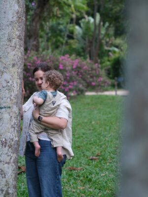 Leandra Leal Instagram - Tudo o que eu poderia escrever é pouco, o amor é infinito. 

Primeiro ano de Damião💖