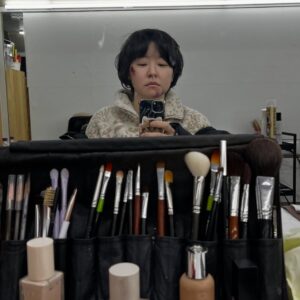 Lee Min-ji Instagram - #백번의추억 #해자 는 씩씩하게 잘 살고있어요😁👍🏻
혜자 아니죠 해자!!!!!! 권해자!!!! 

토요일 10시40분,일요일 10시30분 
🚌💯#jtbc
