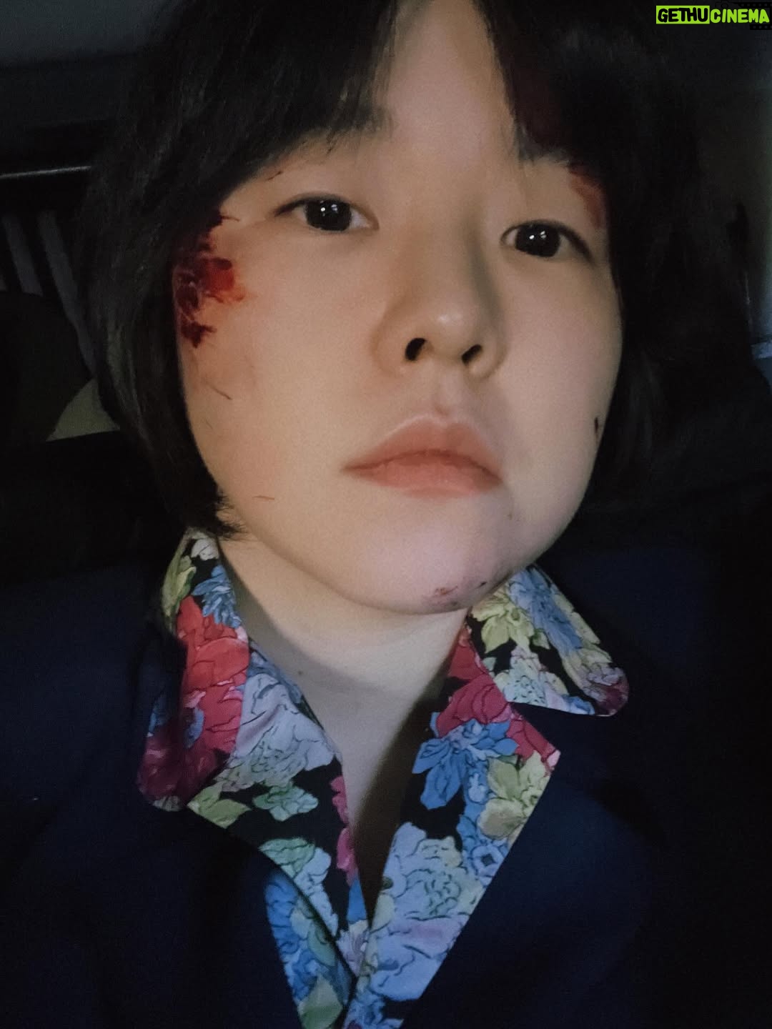 Lee Min-ji - 1.2K Likes - 사진보니 떠오르는.. 그때의 추위...
내 다리이이~~~!!! ㅠㅜㅠㅠㅜㅜㅠ
#백번의추억