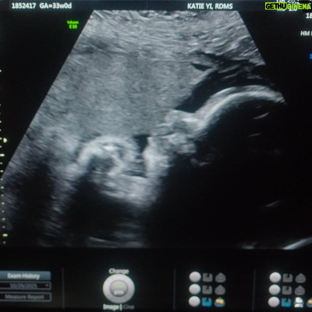 Lee Newton - 2.9K Likes - November photo dump. Baby Shower. Filmed a movie. Getting ready for bean!