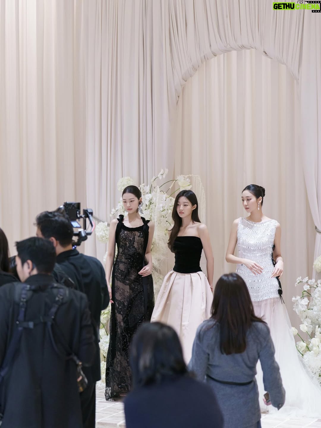 Lee Seo-bin - 1.5K Likes - 👰🏻‍♀️👰🏻‍♀️👰🏻‍♀️