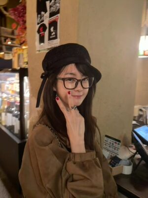 Lee Yo-won Instagram - Goodbye autumn 👋🏻