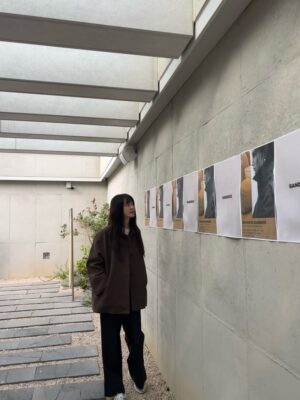 Lee Yo-won Instagram - @__sandbeige__ 
@sandbeige_seoul 
#2025fw #가을 #가을신상 #shopping