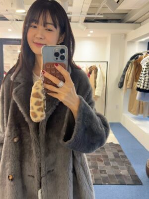 Lee Yo-won Instagram - #winter #shopping #wintershopping 🛍️💰