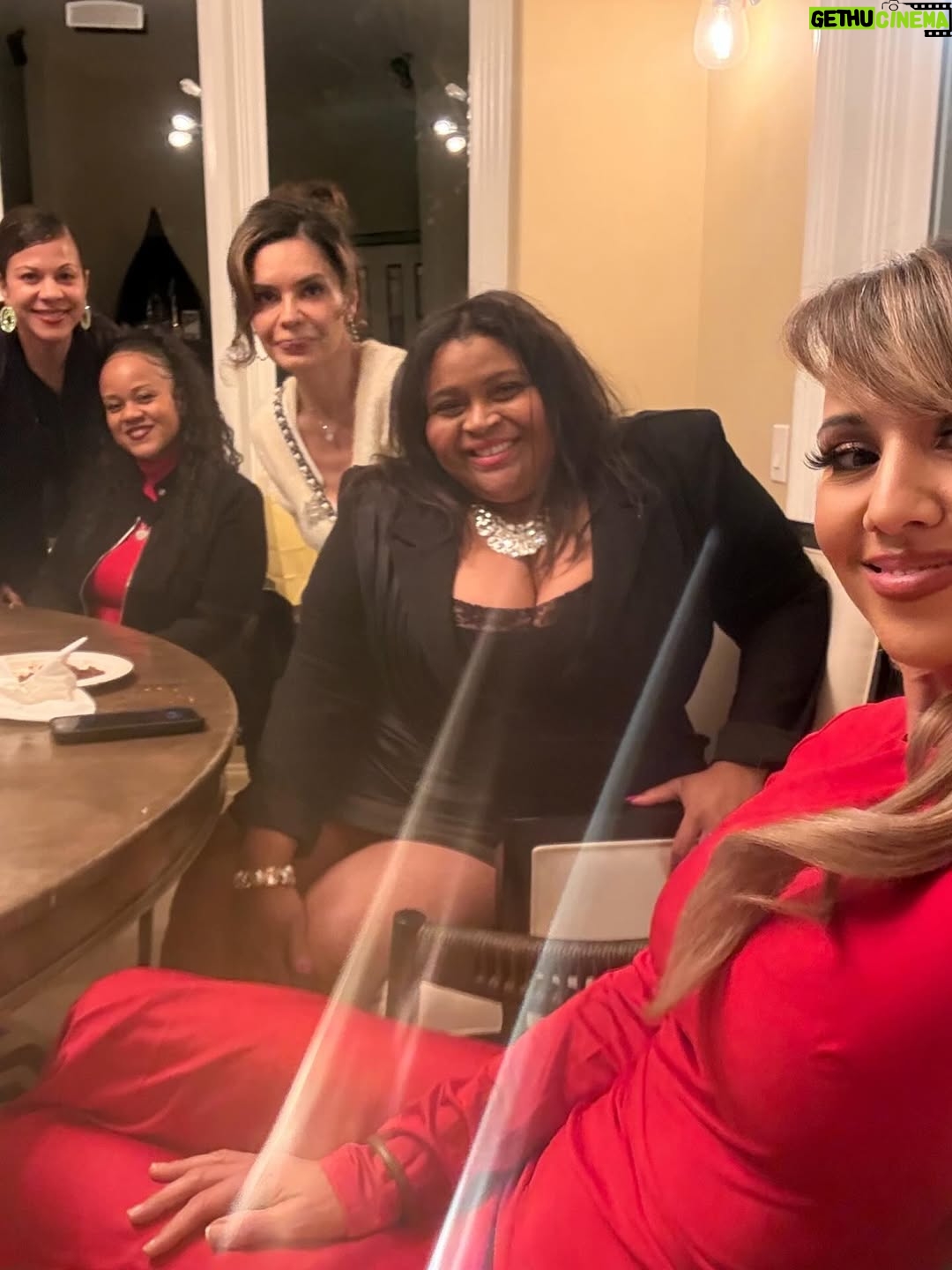 Leila Ciancaglini - 828 Likes - Jamie Foxx @iamjamiefoxx Birthday Time! With all Amazing Friends, Mario, @marioworldwide Dave Brown , @davebrownusa Jyoung MDK, @jyoungmdk Ryan Garcia  @kingryan , Tayler , Leila Ciancaglini, Tracey Buckner, Rafi @rafi_anteby etc