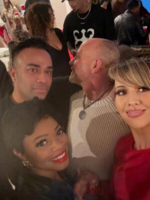 Leila Ciancaglini Instagram - Jamie Foxx @iamjamiefoxx Birthday Time! With all Amazing Friends, Mario, @marioworldwide Dave Brown , @davebrownusa Jyoung MDK, @jyoungmdk Ryan Garcia  @kingryan , Tayler , Leila Ciancaglini, Tracey Buckner, Rafi @rafi_anteby etc