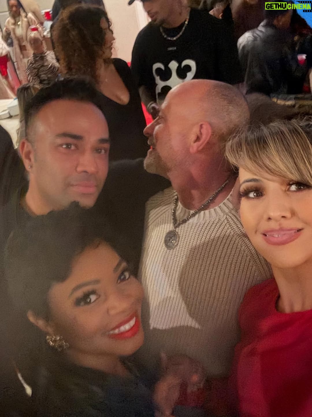 Leila Ciancaglini - 828 Likes - Jamie Foxx @iamjamiefoxx Birthday Time! With all Amazing Friends, Mario, @marioworldwide Dave Brown , @davebrownusa Jyoung MDK, @jyoungmdk Ryan Garcia  @kingryan , Tayler , Leila Ciancaglini, Tracey Buckner, Rafi @rafi_anteby etc