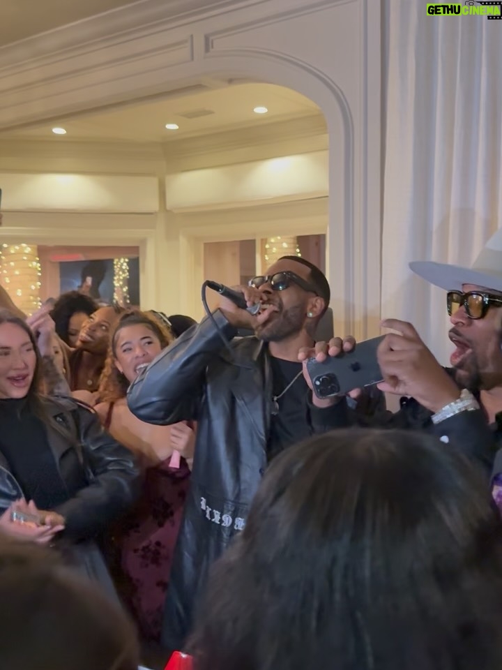 Leila Ciancaglini - 828 Likes - Jamie Foxx @iamjamiefoxx Birthday Time! With all Amazing Friends, Mario, @marioworldwide Dave Brown , @davebrownusa Jyoung MDK, @jyoungmdk Ryan Garcia  @kingryan , Tayler , Leila Ciancaglini, Tracey Buckner, Rafi @rafi_anteby etc