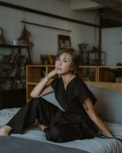 Actress Leila Tong HD Photos and Wallpapers July 2025