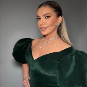Leonora Jakupi Instagram - Ajo cfare them reflekton ate qe jam! Ju Dua❤️