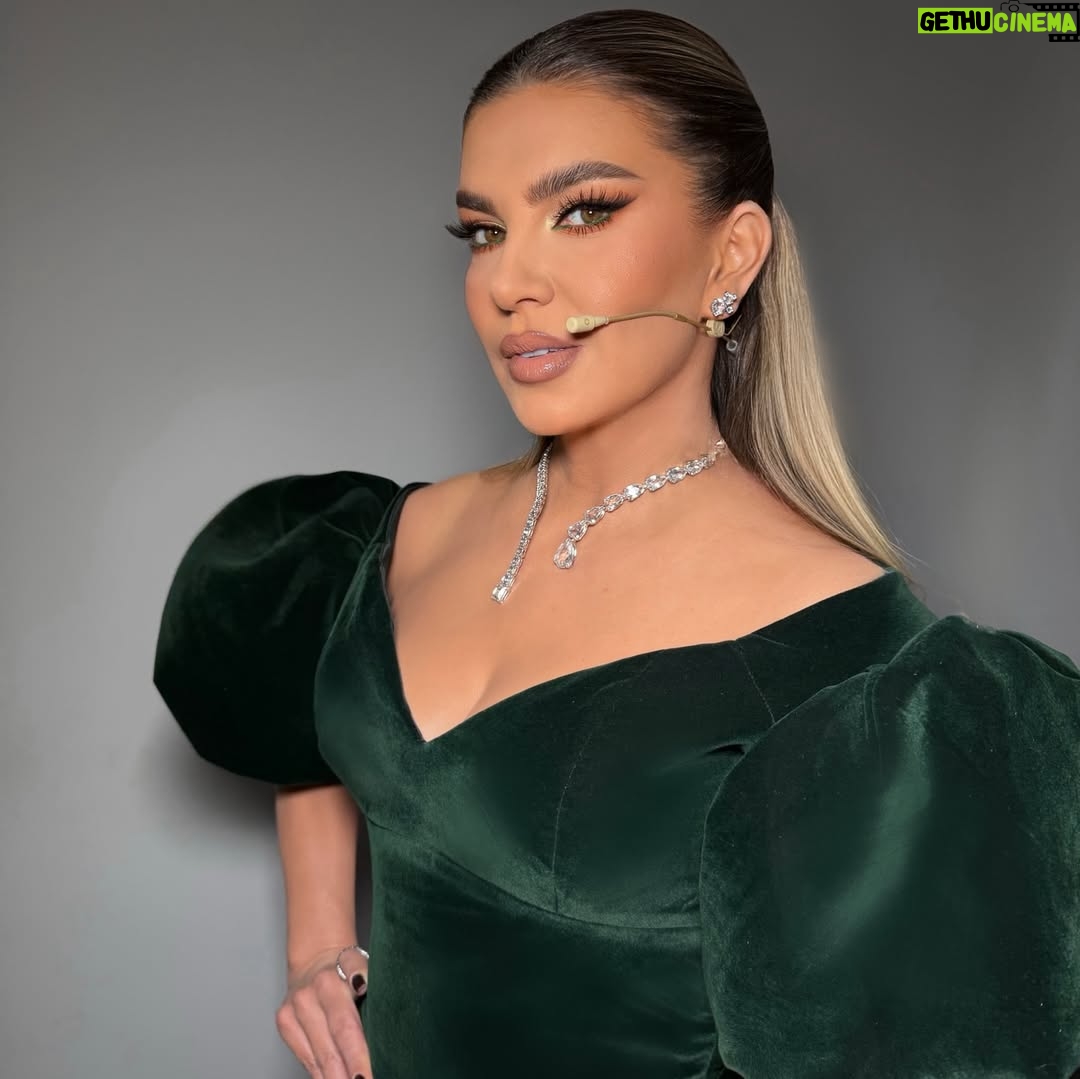 Leonora Jakupi - 21.7K Likes - Ajo cfare them reflekton ate qe jam! Ju Dua❤️