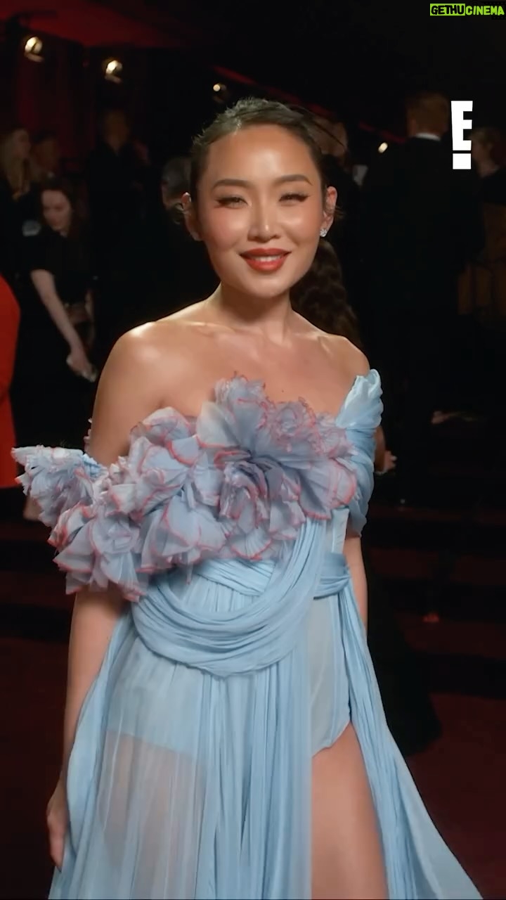 Li Jun Li - 1K Likes - Li Jun Li is SERVING tonight! #LiveFromE #GoldenGlobes #AwardsSeason