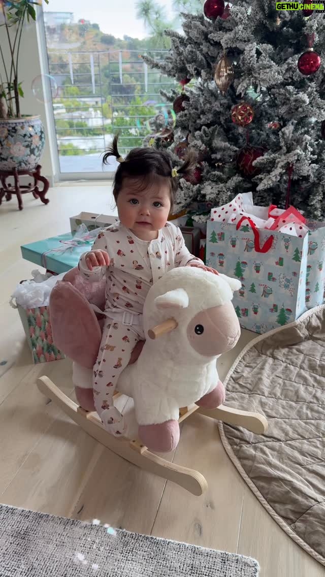 Liberté Chan - 4.5K Likes - Her first Christmas — one she won’t remember, but one I’ll never forget. ✨🎄