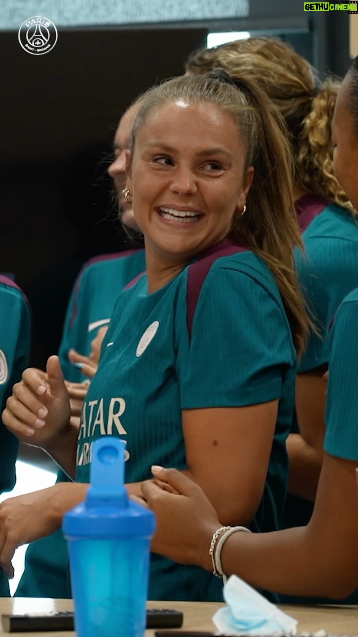 Lieke Martens - 117K Likes - We have a secret to share with you… 🤰🏼❤