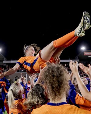 Lieke Martens Instagram - A farewell you deserved. 🥹🧡

#NothingLikeOranje