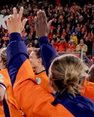 Lieke Martens Instagram - A farewell you deserved. 🥹🧡

#NothingLikeOranje