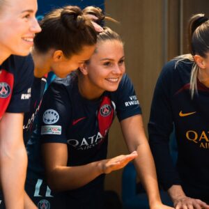Lieke Martens Instagram - After three unforgettable seasons, the time has come to say goodbye to this amazing club.

I want to thank everyone at the club, my teammates, the staff and the amazing fans for helping to make this chapter in my career so special. A very, very special thanks goes to the board and the PSG staff for your unbelievable support and understanding during my pregnancy.

Thank you for standing by me and supporting me during the most important period of my life: becoming a mom. You and the club are absolute role models in women’s football and in the support of women’s rights.

Thank you for all the trust, love and memories.
Merci pour tout,
Lieke ❤️💙