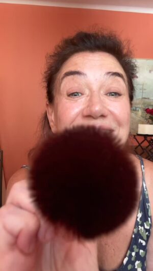 Lilia Cabral Instagram - A caminho do lançamento do filme A Lista e já convidando vcs todos para assistirem na Rede Globo no dia 17, na Tela Quente 🍿🎬

💄@sennarafael