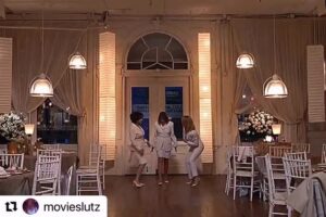 Lilia Cabral Instagram - Estava em NY, numa loja de brinquedos, quando descendo a escada rolante, estava subindo a Diane Keaton. Não teve dúvida, voltei e comecei de alguma maneira criar coragem pra falar com ela. Naquela época não existia Instagram ou celular com foto. Não tive coragem de pedir um autógrafo e dizer a ela que era a minha musa inspiradora e que Noivo Neurótico, Noiva Nervosa assisti milhões de vezes. Inteligente e elegante no seu modo de atuar, deixou muita gente triste, aos 79 anos. Pra mim foi cedo demais, adorava essa atriz!🌹