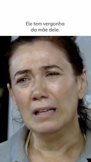 Lilia Cabral Instagram - Só de rever esse dia eu me lembro da tensão que fiquei vendo a Pereirão colocando o Antenor no lugar dele! 👀

🎬: Fina Estampa

#NovelasNoGloboplay
