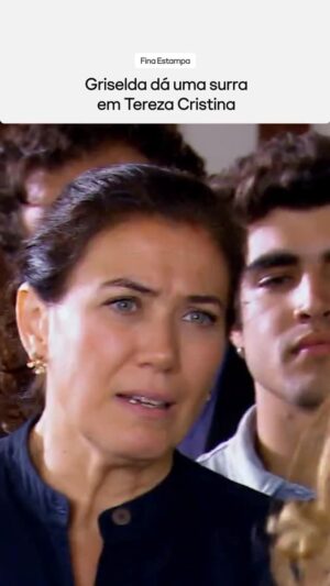 Lilia Cabral Instagram - Tereza Cristina tenta bater de frente com Griselda, mas não contava com a força do bigode da faz tudo e leva a maior surra 💥

▶️: Fina Estampa
