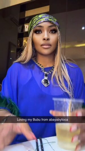 Lilian Esoro Instagram - My mood for the whole 2026 🙏🙏🙏

Loving my bubu from @abayabylioca

Braids by @liocaofficial