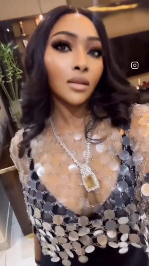 Lilian Esoro Instagram - Dear lord! 

I am grateful for the many Lessons and Blessings this year 2025 brought my way. 

To my amazing insta family, Clients and fans. Thanks for rocking with me. 

2026 I await the many blessings,Love and Opportunities that comes with it. ❤️🤍❤️♻️

I am thankful for the beautiful gift of  Life & Sound health. 

What are you thankful for?
Comment below. 🙏