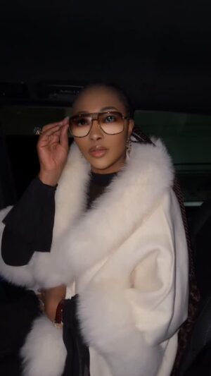 Lilian Esoro Instagram - Stay on top. Get out of the boat. 

Walk on what other people are sinking in.

Braids~ @liocaofficial