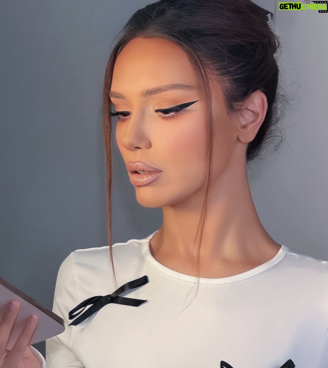 Lilit Hovhannisyan - 27.2K Likes - 🤍