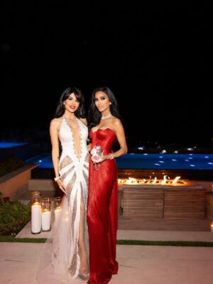 Lilly Ghalichi Instagram - Dream your life into reality 🎁 Moments inside the Khoshbin Christmas Party🎄my beauty @leylamilani actually threw a rager, Christmas miracle!