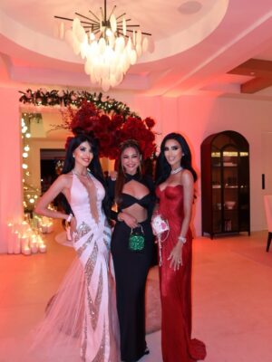 Lilly Ghalichi Instagram - Dream your life into reality 🎁 Moments inside the Khoshbin Christmas Party🎄my beauty @leylamilani actually threw a rager, Christmas miracle!