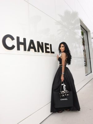 Lilly Ghalichi Instagram - Not all love stories are with people.