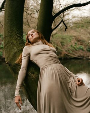 Lily Cole Instagram - From fashion runways to forest paths, Lily Cole’s journey has moved between worlds.

In our opening episode, she speaks of what has shifted – her relationship to activism, the need for nuance, and how joy, gratitude and inner peace can become radical practices in an age of overwhelm.

The conversation is now live – and we invite you to listen. Link in bio.
 Team Credits:
Talent: Lily Cole @lilycole @imgmodels Interview: Hardeep Kaur @hardeep.earth Creative Direction: Dörte de Jesus @dortedejesus Audio Producer @ivandavoine  Photography: Thea Caroline Sneve Løvstad @theasnevelovstad  Styling: Aartthie Mahakuperan @aartthie Production: Ellen Nevrokopska @ellennevro 
Makeup: Joanna Banach @jobanach Hair: Lachlan Mackie @lachlanmackie Styling Assistant: Tilly Hopcraft @tillyhopcraft Photography Assistant: Callum Su @callum_su 
Retouch: Laura Cammarata
Film Development: Chan Photographic @chan.photographic

#WeavingBeings #TheLissome #LilyCole #RootedAndRising  #SlowMedia #RegenerativeCulture