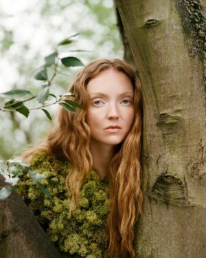 Lily Cole Instagram - From fashion runways to forest paths, Lily Cole’s journey has moved between worlds.

In our opening episode, she speaks of what has shifted – her relationship to activism, the need for nuance, and how joy, gratitude and inner peace can become radical practices in an age of overwhelm.

The conversation is now live – and we invite you to listen. Link in bio.
 Team Credits:
Talent: Lily Cole @lilycole @imgmodels Interview: Hardeep Kaur @hardeep.earth Creative Direction: Dörte de Jesus @dortedejesus Audio Producer @ivandavoine  Photography: Thea Caroline Sneve Løvstad @theasnevelovstad  Styling: Aartthie Mahakuperan @aartthie Production: Ellen Nevrokopska @ellennevro 
Makeup: Joanna Banach @jobanach Hair: Lachlan Mackie @lachlanmackie Styling Assistant: Tilly Hopcraft @tillyhopcraft Photography Assistant: Callum Su @callum_su 
Retouch: Laura Cammarata
Film Development: Chan Photographic @chan.photographic

#WeavingBeings #TheLissome #LilyCole #RootedAndRising  #SlowMedia #RegenerativeCulture