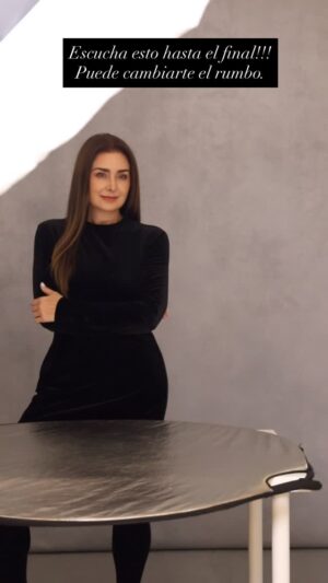 Linda Lucía Callejas Instagram - 🌟 ¿Tienes sueños grandes para este 2026 pero no sabes por dónde empezar?
Soñar es hermoso… pero convertir esos sueños en metas claras, fechas concretas y acciones reales, eso es lo que transforma tu vida.
💬 Si estás cansado de los mismos ciclos, de posponer lo que sí quieres y de no saber qué pasos dar,
agenda una sesión personalizada conmigo.
Te ayudaré a diseñar un plan hecho a tu medida, con intención, estructura y propósito.
📆 Un plan que convierta tu energía en dirección.
🎯 Tu deseo en estrategia.
🔥 Y tu motivación en resultados reales.
Este 2026 no se va a construir solo.
Hazlo diferente. Hazlo consciente. Hazlo tuyo.
✨ Escríbeme para agendar tu sesión y empezar a crear ese camino juntos.
#mapadelossueños #estrategia #actriz #crecimientopersonal
