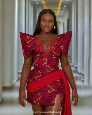 Linda Osifo Instagram - They can’t see your vision, but God is your witness that you’re on a mission.
Cheers to the last week of June!🥵
We dey do am 💃🙏🤎
#NewWeek #NewVibes
.
.
#dress @dinmacole
#mua @bloomingshades_
#photo @ncourage_photography