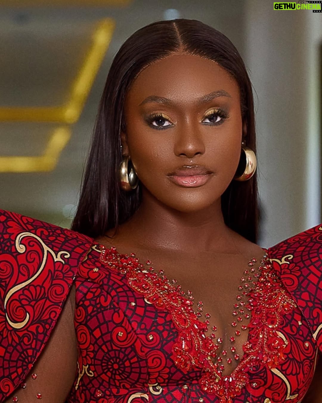 Linda Osifo - 30.8K Likes - They can’t see your vision, but God is your witness that you’re on a mission.

Cheers to the last week of June!🥵
We dey do am 💃🙏🤎

#NewWeek #NewVibes 
.
.
#dress @dinmacole 
#mua @bloomingshades_ 
#photo @ncourage_photography