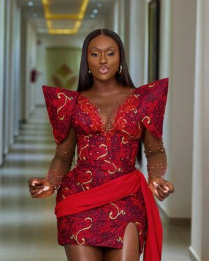 Linda Osifo Instagram - They can’t see your vision, but God is your witness that you’re on a mission.
Cheers to the last week of June!🥵
We dey do am 💃🙏🤎
#NewWeek #NewVibes
.
.
#dress @dinmacole
#mua @bloomingshades_
#photo @ncourage_photography